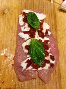Escalopes roulées mozzarella tomates basilic